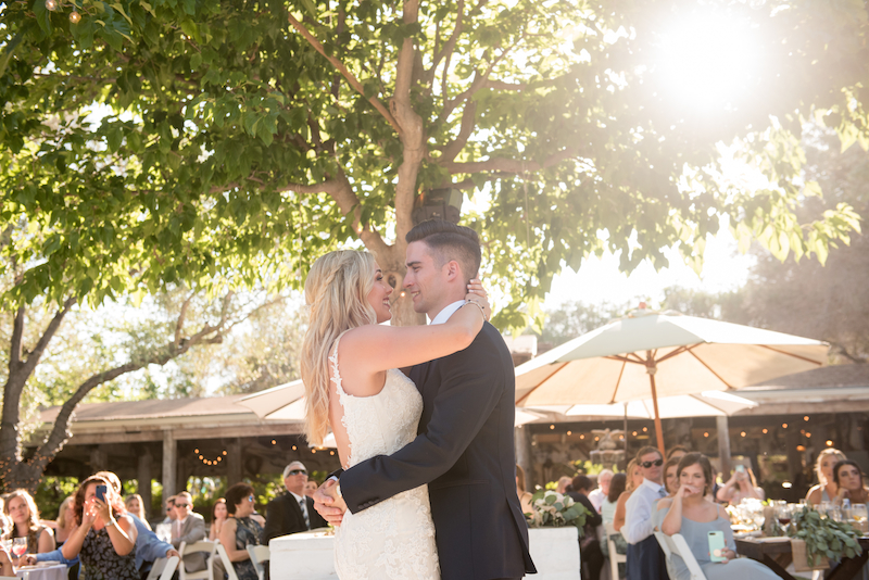 real wedding, winery wedding, bride and groom, first dance