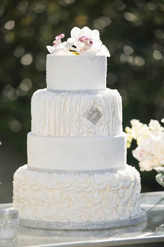 San Diego Weddings, wedding cake, cake details, white wedding cake