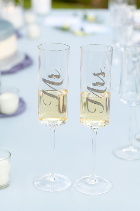 tablescape, table design, champagne glasses