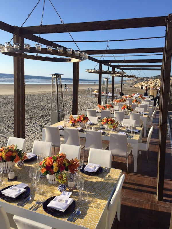 beach wedding, table setting, catering