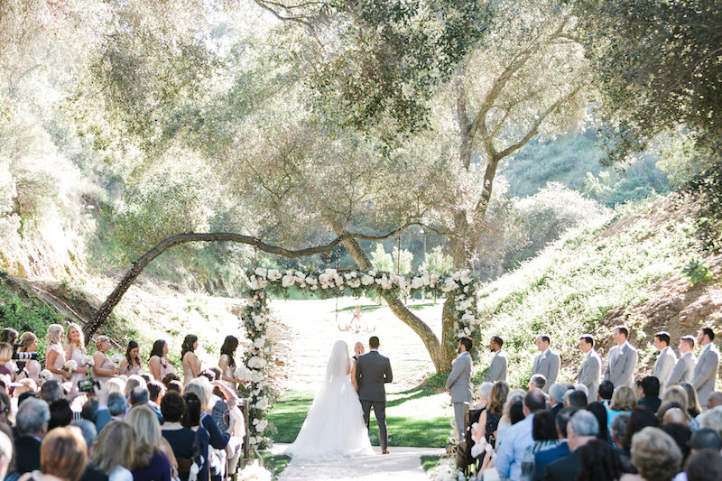 wedding vows, bride and groom, outdoor wedding