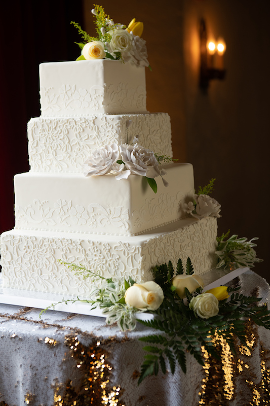 wedding cake, square cake