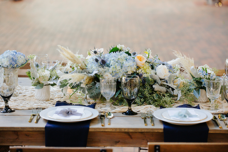 tablescape, centerpiece, flowers