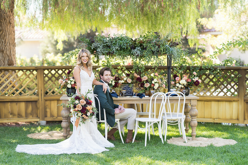 bride, groom, wedding dress, bridal bouquet, tablescape