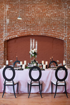 tablescape, table design, centerpiece, flowers, candles